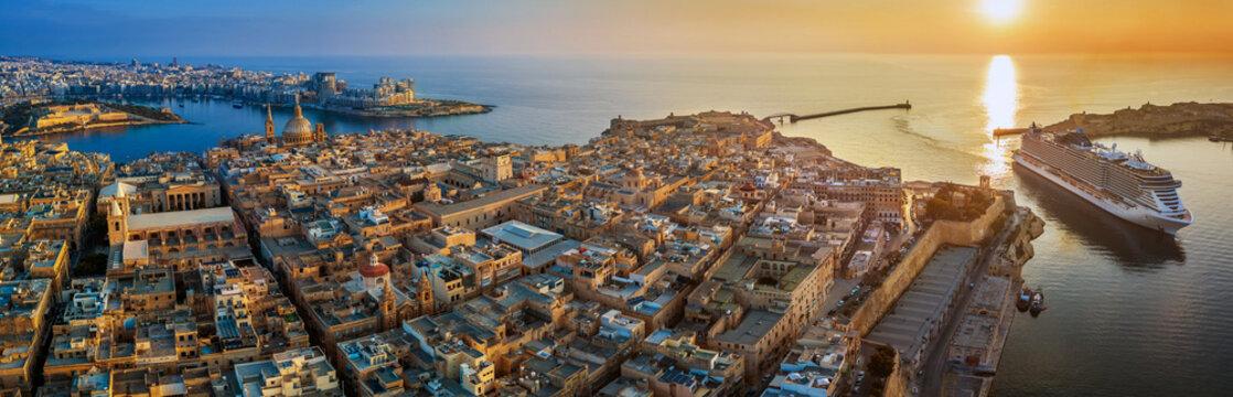 Colourful encounters in Malta